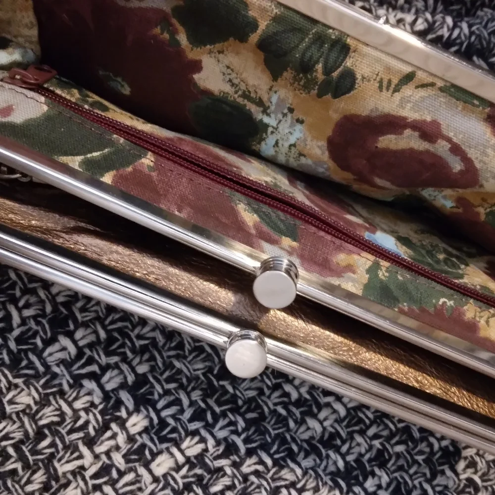 HOBO INTERNATIONAL LAUREN CLUTCH WALLET Metallic Bronze Brown Leather - Picture 5 of 5